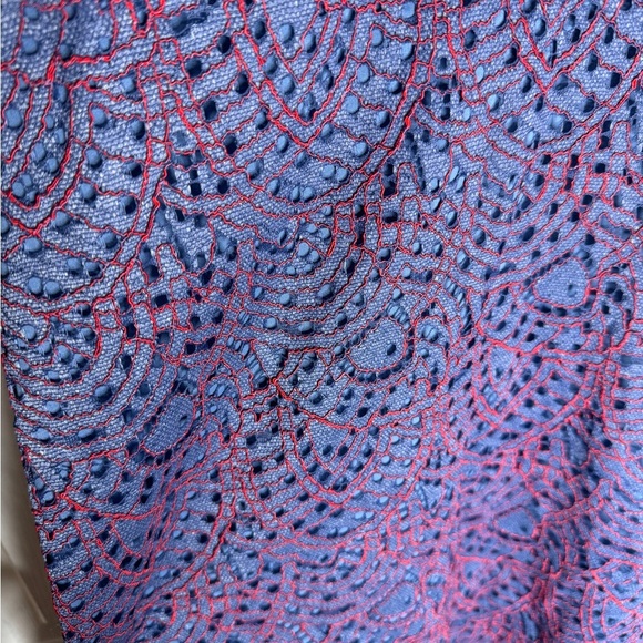 BANANA REPUBLIC Purple Red Eyelet Lace Assymetrical Hem Midi Dress Size 0 - Picture 9 of 11